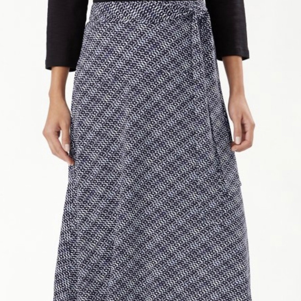 Tommy Bahama Geo Grande A-line Midi Skirt Blue and Black Size XS
